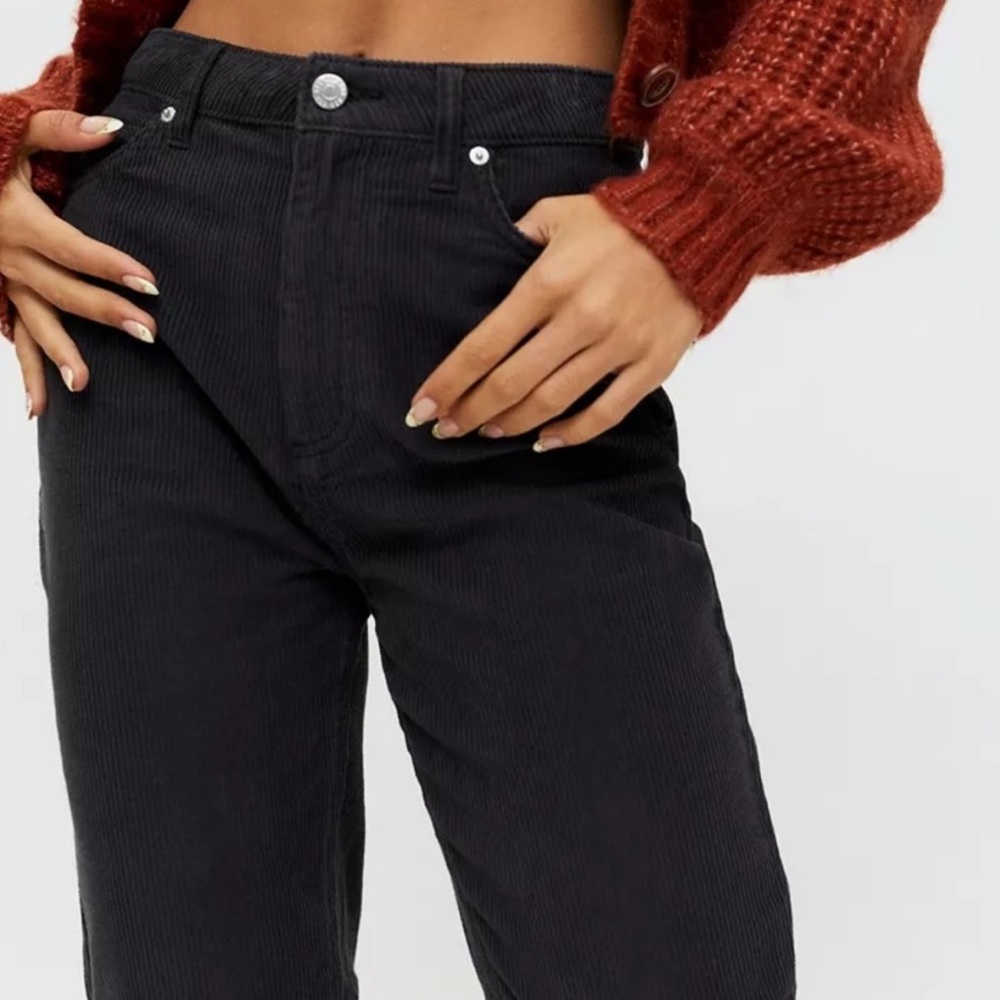 Urban Outfitters BDG Mom High Rise Black Corduroy Jeans Pants Sz 30